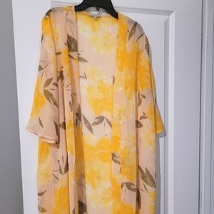 Floral Kimono  Chiffon Duster Size Small